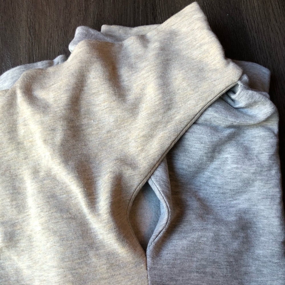 Fifteen Twenty Turtleneck Sweatshirt Women's Medium Two-Tone Gray Tan Modal - Picture 3 of 8